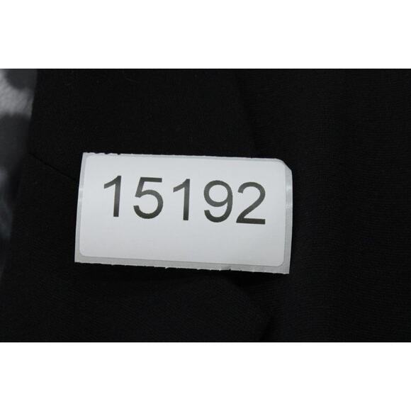 Chico's Black Blazer Womens XL 16 Gray Animal Print Lining Surgeon Cuffs size 3 - Picture 7 of 7